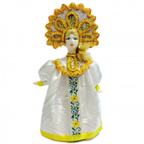 Doll in Russian national dress "Boyarinya"